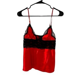 Cynthia Rowley red with black lace lingerie top size small adjustable st…